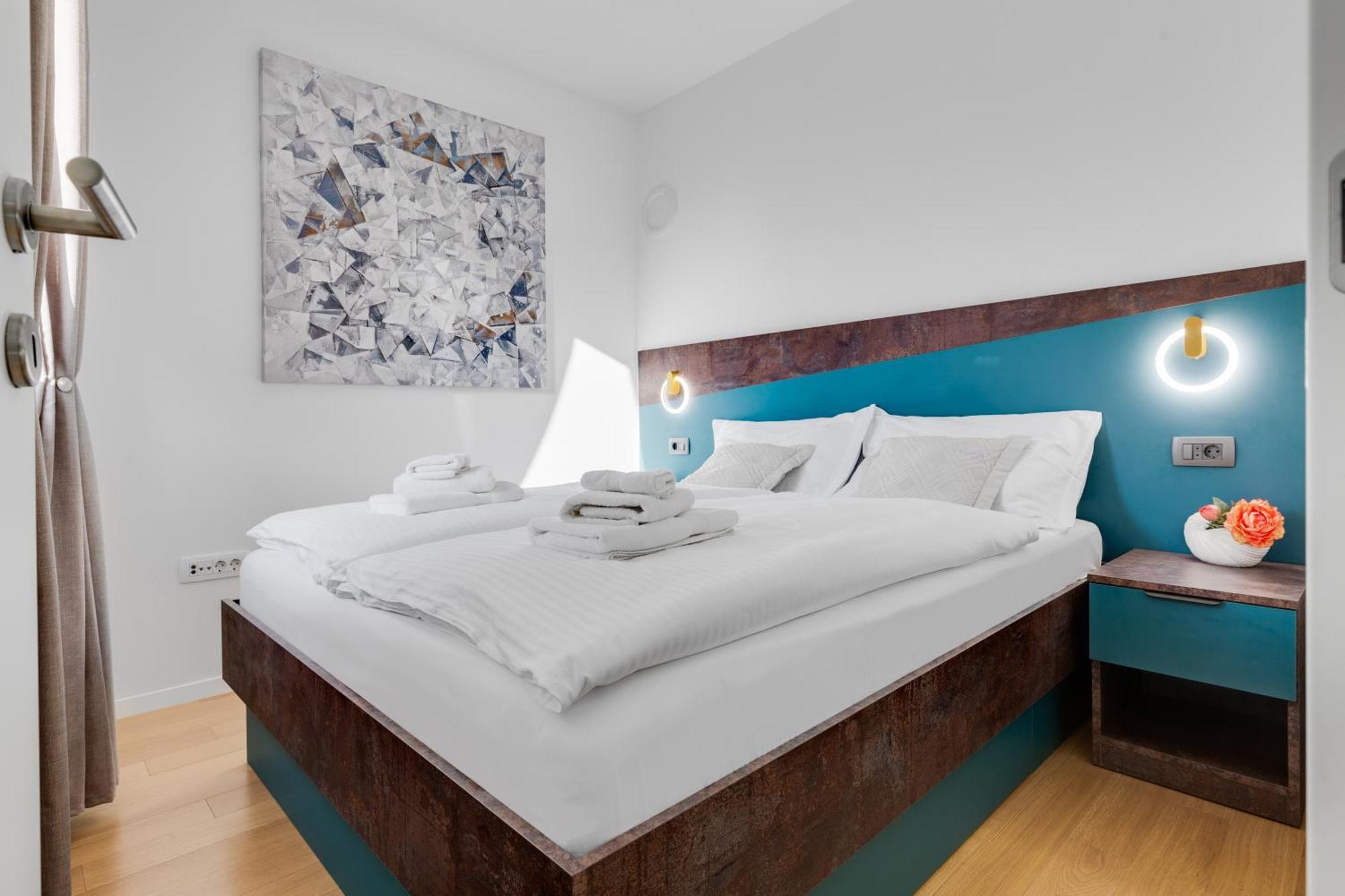 Tres Fenestras Zadar - Private Parking Appartement Buitenkant foto